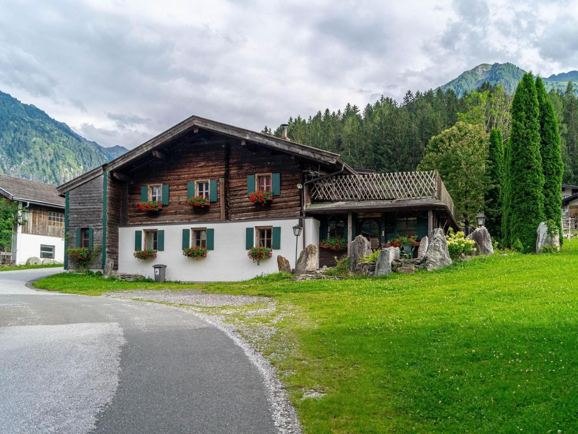 Willa Rustic Farmhouse With Sauna In Bramberg Neukirchen am Großvenediger Zewnętrze zdjęcie